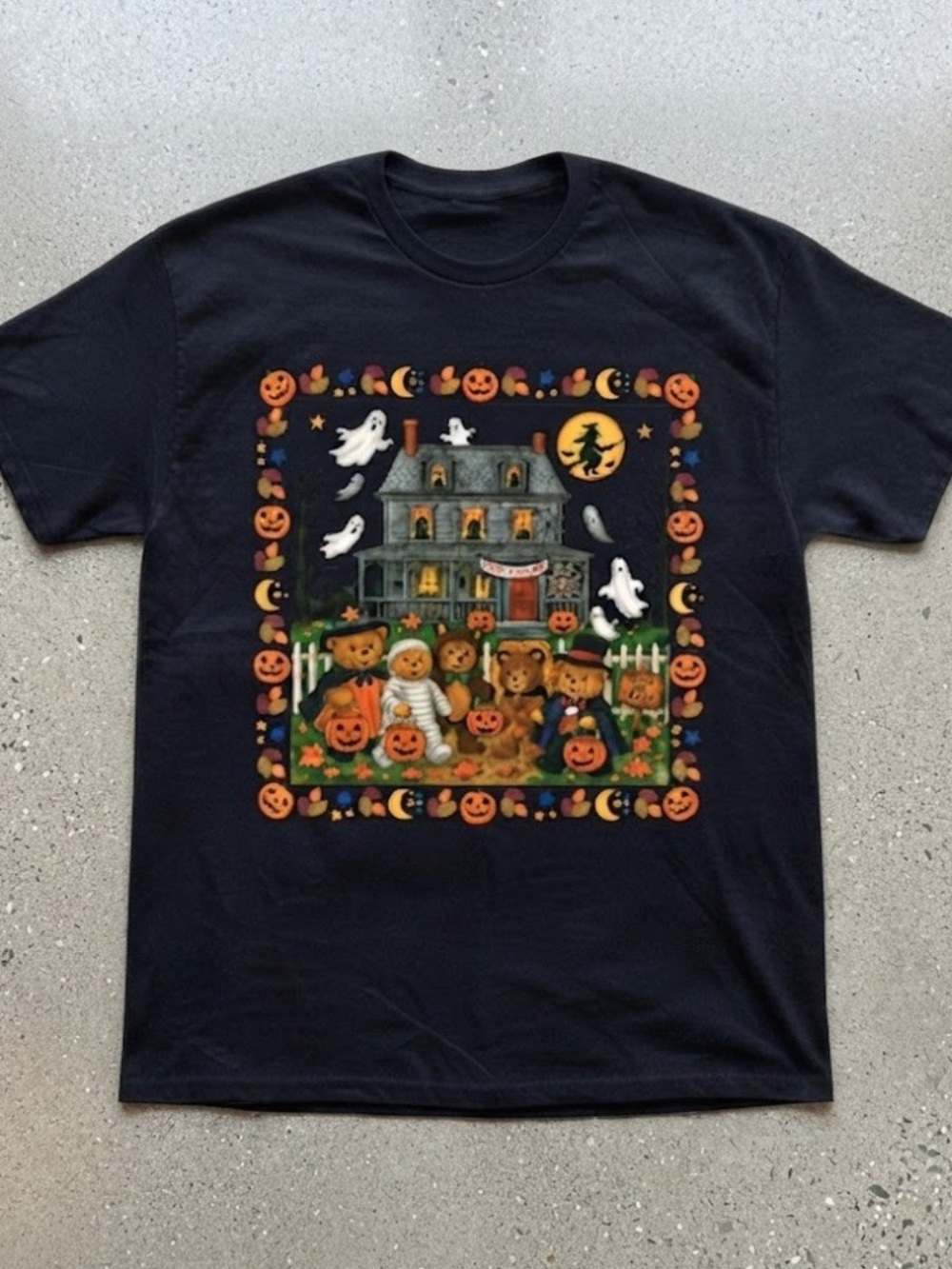 Spooky Halloween Bears Haunted Cotton Gildan T-shirt